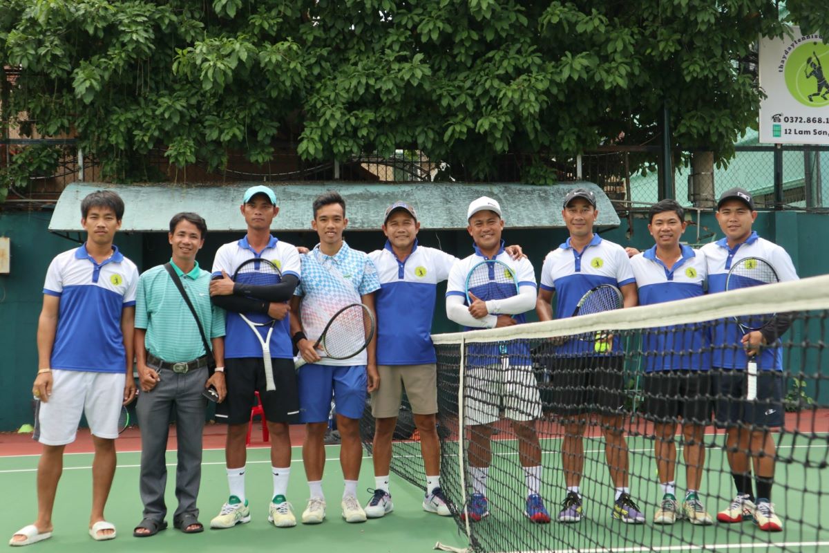 Khóa học Tennis cơ bản tại Trung Tâm Đúng - Đẹp